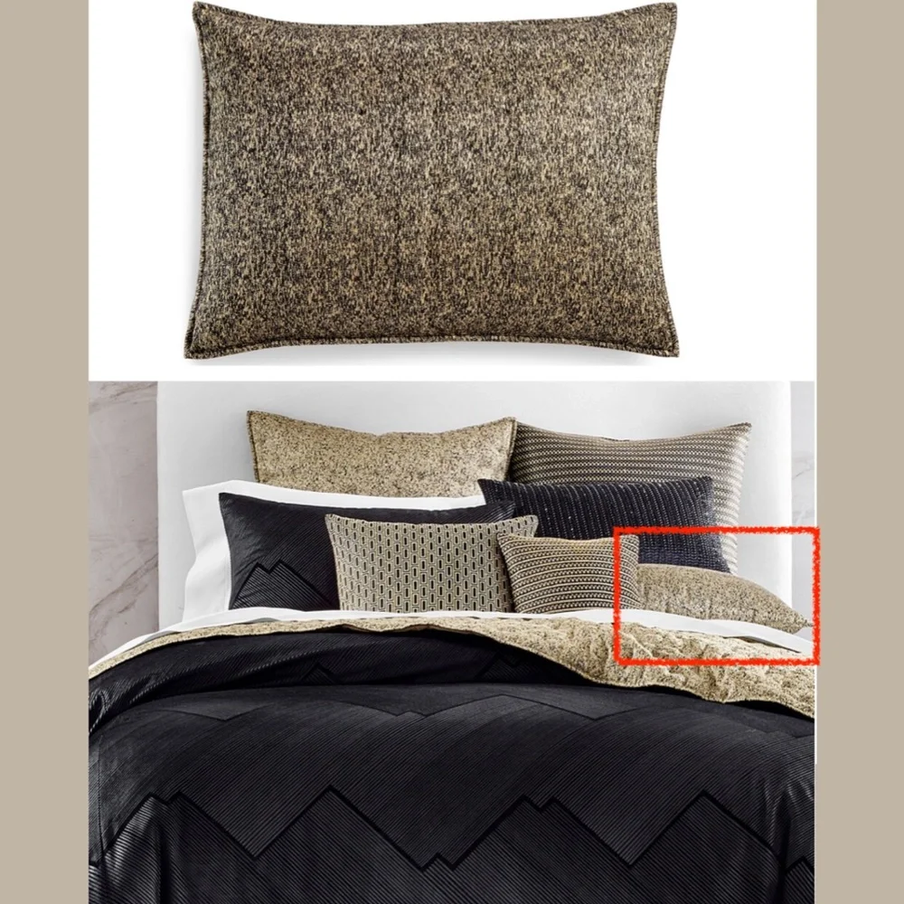 NIB Hotel Collection Linear Chevron Quilted (1)‎ Standard Pillow Sham Black